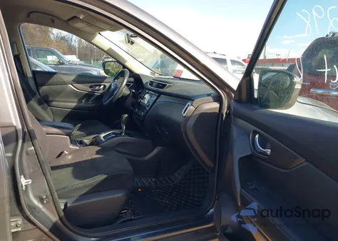 2015 Nissan Rogue Sv z USA, uszkodzony, nr VIN 5N1AT2MTXFC922757